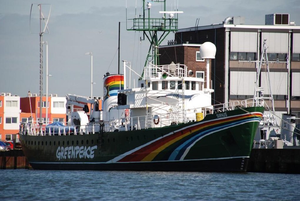 Деятельность Greenpeace объявили нежелательной в России