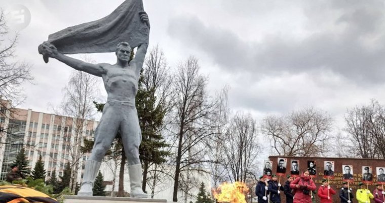 В Ижевске 35 школьников заступят на Пост №1 у Вечного огня