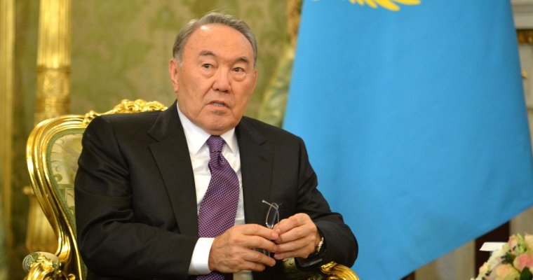 Президент Казахстана Нурсалтан Назарбаев приказал перевести казахский алфавит на латиницу