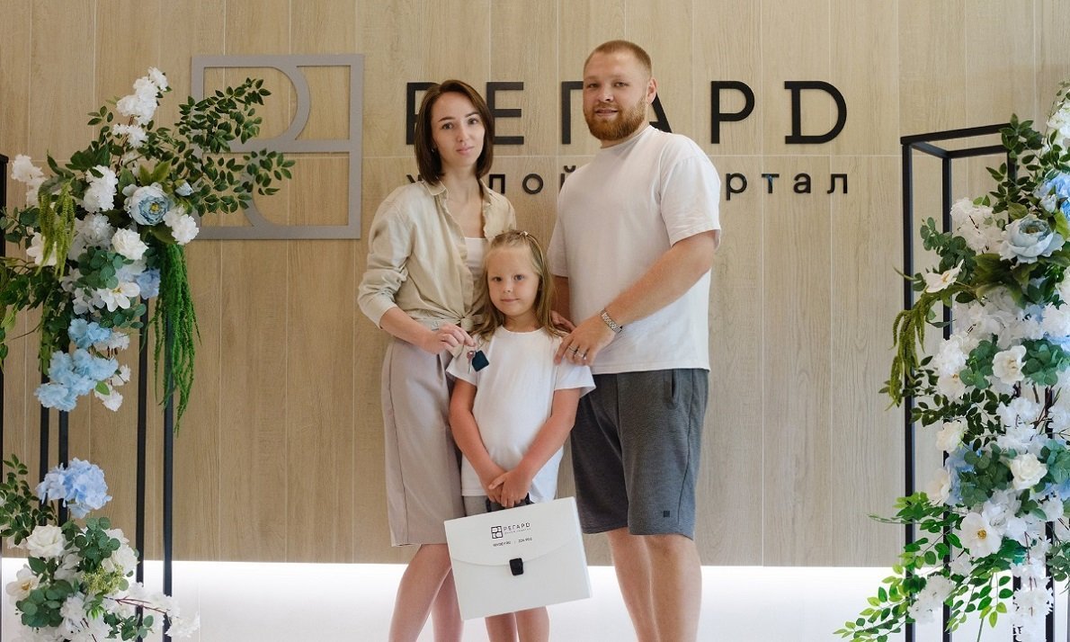 В ЖК «РЕГАРД» на улице Воткинское шоссе в Ижевске началась передача квартир дольщикам