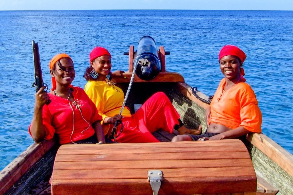 Африканские пираты взяли на абордаж танкер у берегов Конго