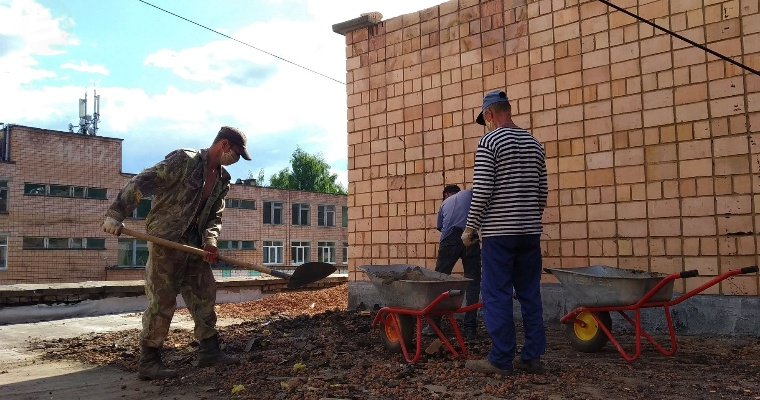 В Ижевске отремонтировали крыши в 44 детсадах и школах