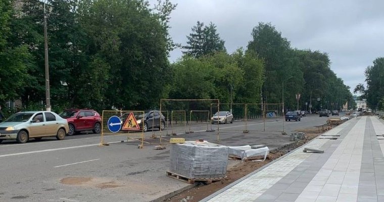 Ожившая подземная река могла стать причиной дорожных просадок на улице Кирова в Глазове