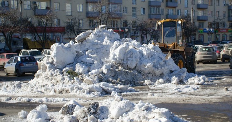 Ижевск вошел в список городов, где по мнению жителей хорошо убирают снег