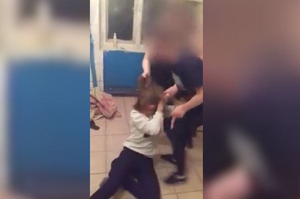 Избивших сироту ульяновских студенток отчислили из колледжа