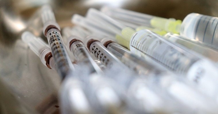Прививку от гриппа поставили более 250 тыс жителей Удмуртии