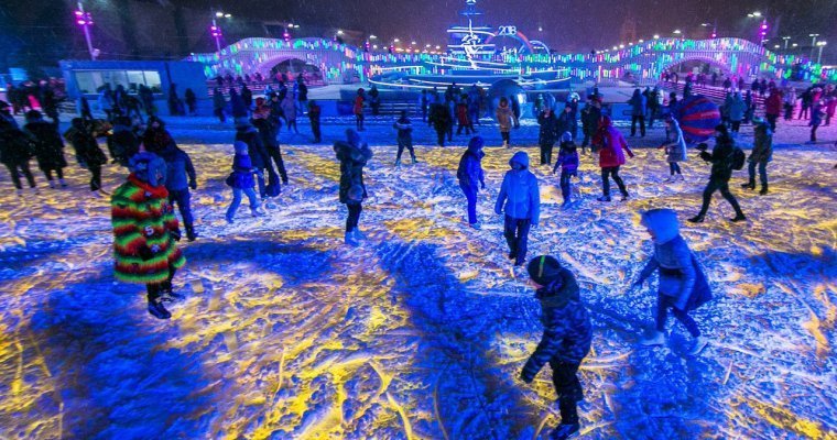 В Москве открыли «главный каток страны»