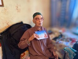 105-летний юбилей ветерана в Удмуртии, лесные пожары в России и захват сквоттерами домов россиян в Испании: что произошло минувшей ночью
