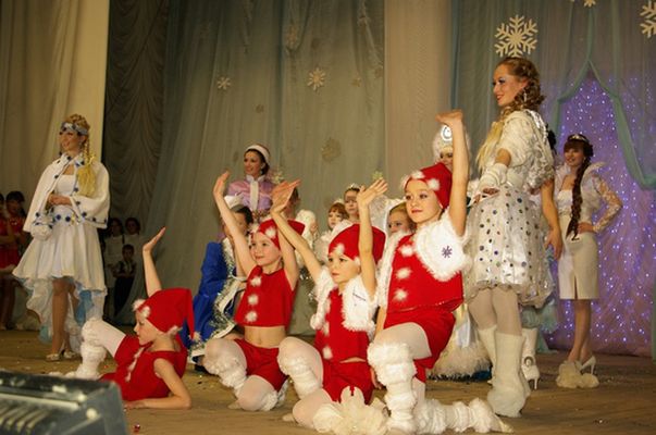 Главную можгинскую Снегурочку выбирали 4 часа