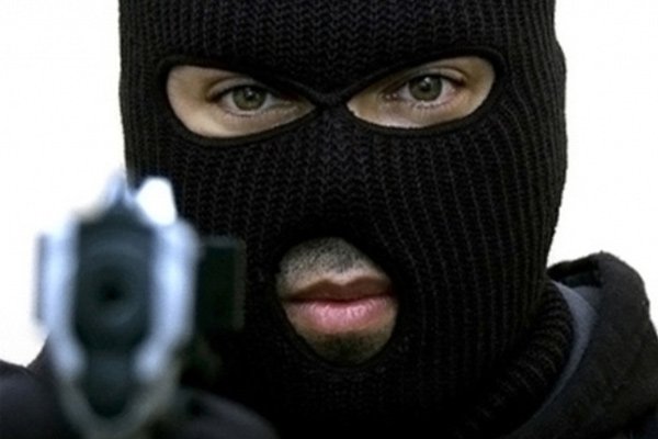 Ради больного ребенка в Новосибирске мужчина ограбил банк