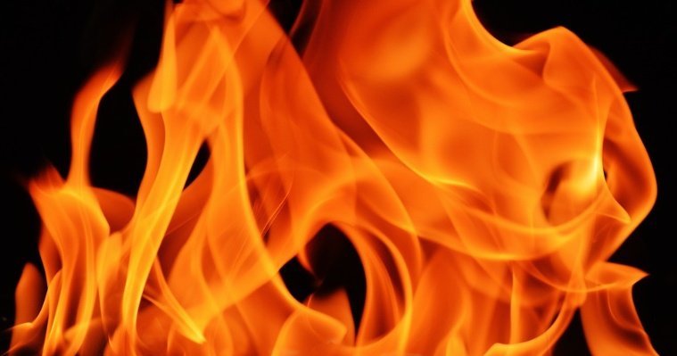 Пожилые супруги погибли на пожаре в Балезинском районе
