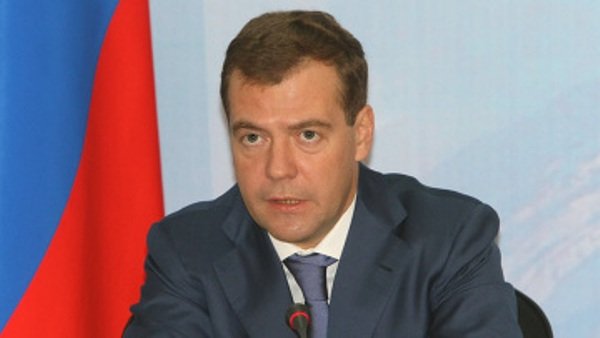 Медведев: Россия не должна быть парламентской республикой