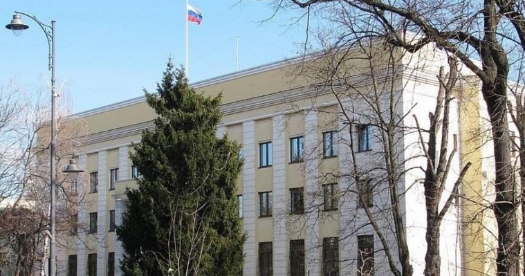 Дипломат счел терактом атаку на посольство России в Румынии