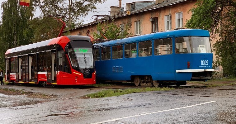 Трамваи №1 и №10 перенаправили на другие улицы Ижевска из-за ремонта путей