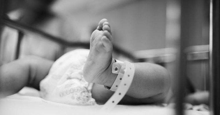 Смертность в роддомах США оказалась самой высокой в мире
