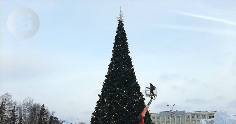 В новогодние праздники Ижевск сэкономит на ежедневном фестивале и фейерверках