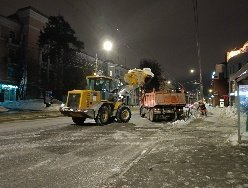 На трёх улицах Ижевска планируется вывоз скопившегося снега