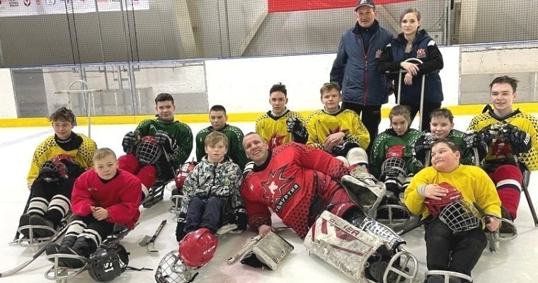 В Удмуртии появилась детская хоккейная команда для детей с ментальными нарушениями 