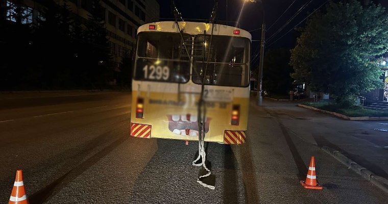 В Ижевске троллейбус сбил пешехода
