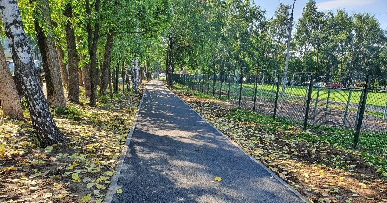 По программе «Пешеходный Ижевск» в городе отремонтировали уже 37 тротуаров из 44 запланированных 