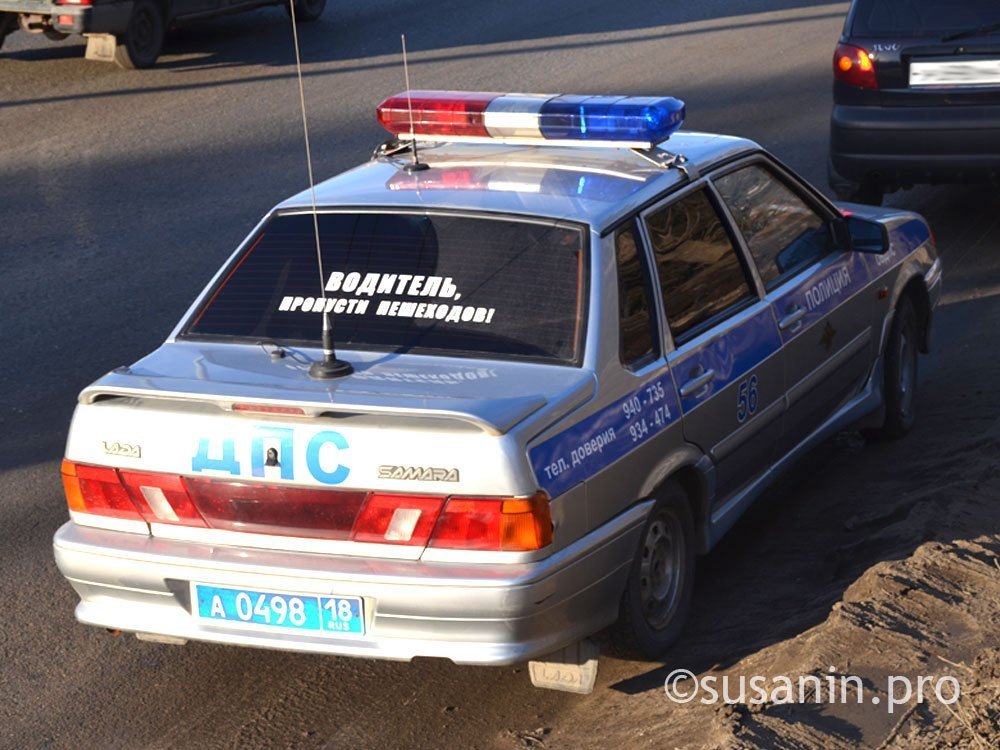 В Удмуртии пьяный водитель пытался уйти от полицейской погони