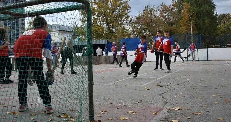 Жители Ижевска могут зарегистрироваться на Школьный Кубок по настольному хоккею через гугл-форму