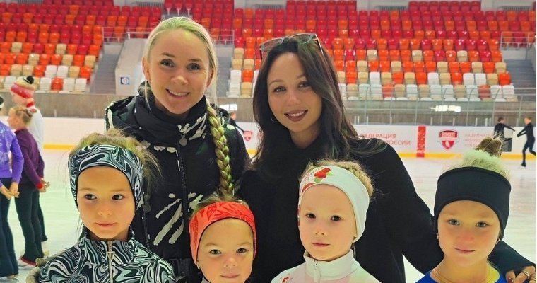 Фигуристка Елизавета Туктамышева встретилась с юными коллегами в Глазове