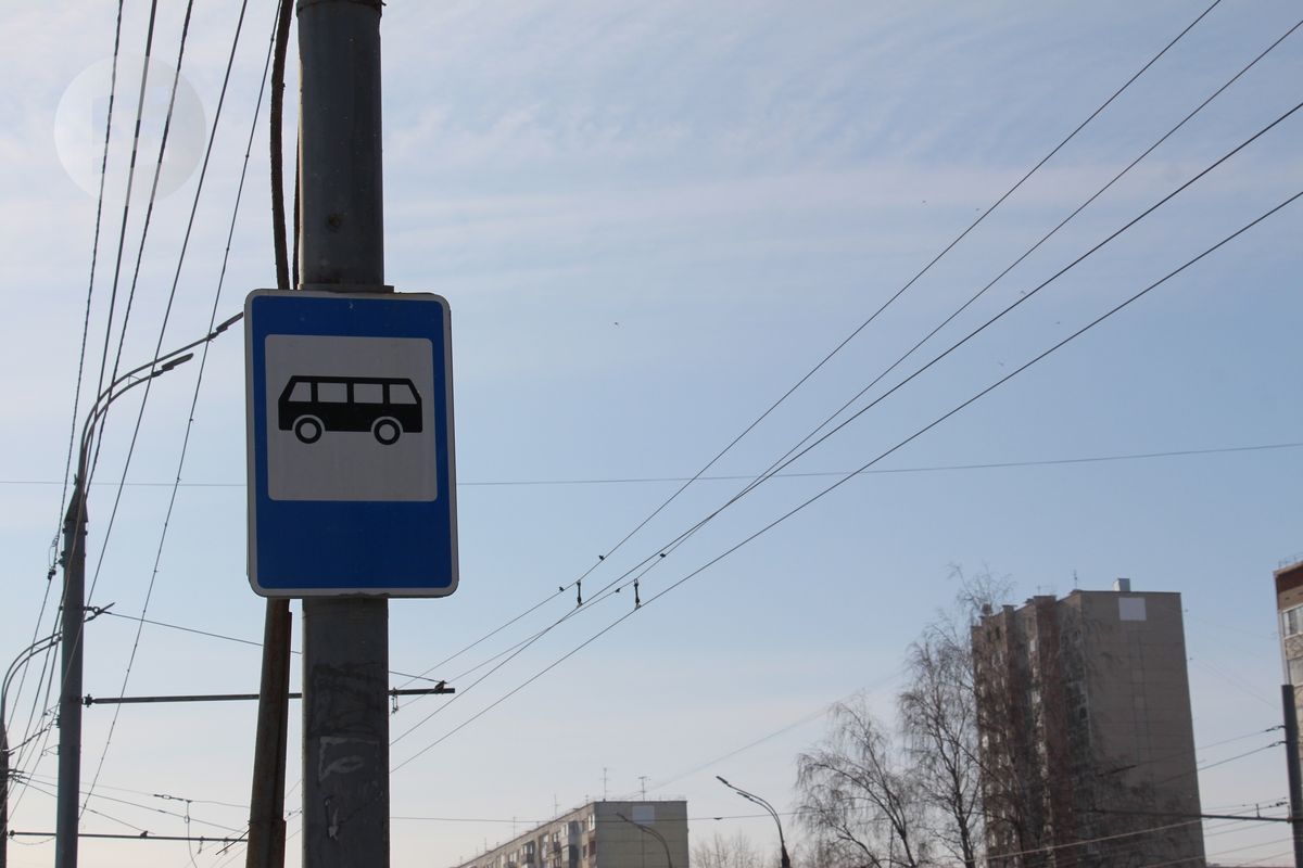 С середины апреля в Ижевске начнут мыть остановки общественного транспорта