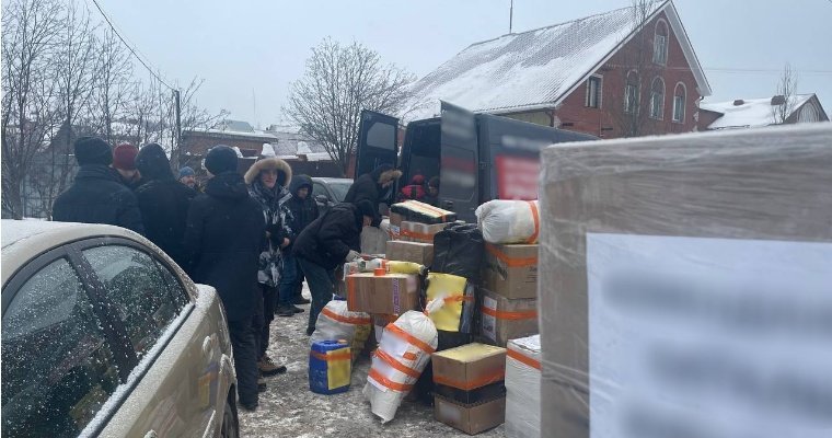 Ижевские активисты отправили гуманитарную помощь военнослужащим-землякам