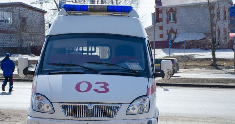 Житель Ижевска угнал «скорую помощь», чтобы покатать друзей