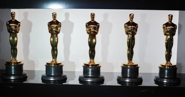 В США объявили ведущих церемонии вручения премии «Оскар» в 2021 году 