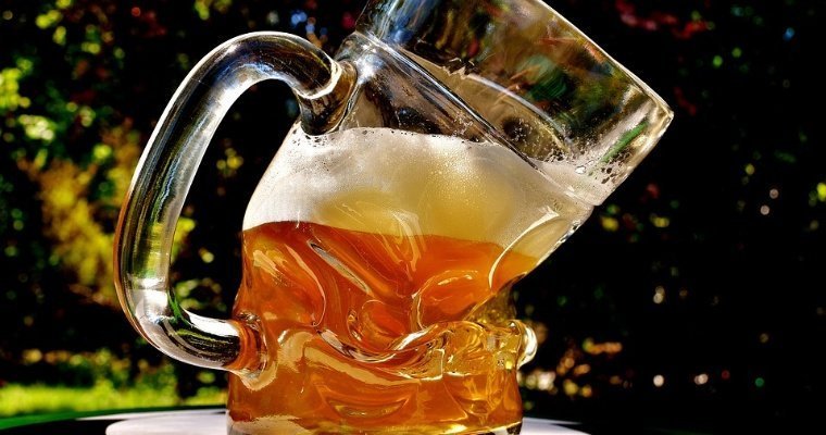 Не больше 0,5 литра: в России предложили запретить продажу алкоголя в крупной пластиковой таре