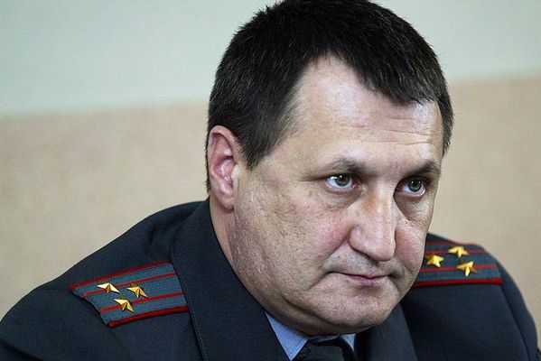 Экс-главу полиции Сахалина признали виновным и сразу амнистировали