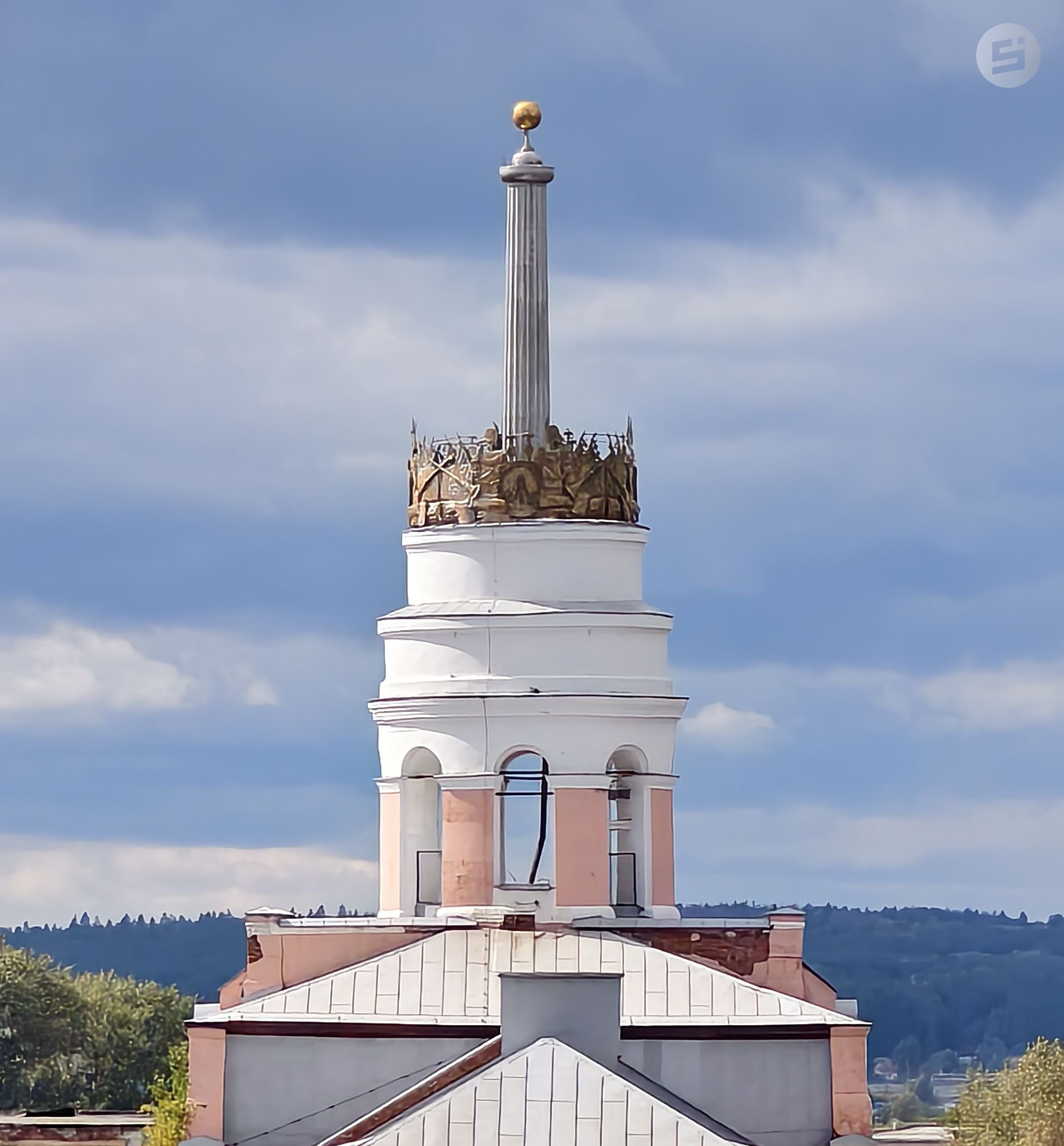 В Ижевске могут не успеть восстановить двуглавого орла на заводской башне ко Дню оружейника