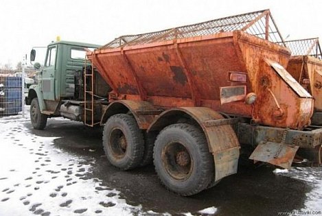 Центральные улицы Ижевска перестанут посыпать песчаной смесью
