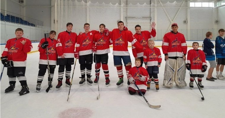 Команда по хоккею незрячих «Ижсталь» стала чемпионом на турнире «Симбирский кубок»