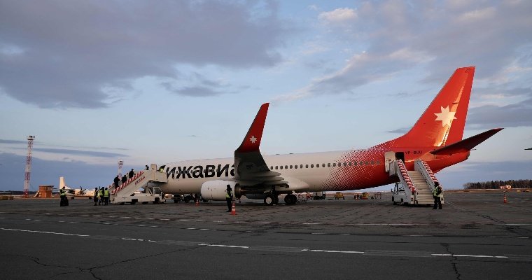 Техобслуживание самолёта «Ижавиа» и усиление охраны мостов во Владивостоке: новости к этому часу