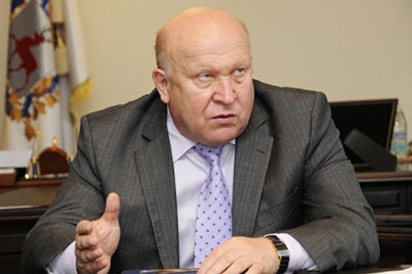 Губернатор Нижегородской области заснул во время выездного заседания комитета Госдумы