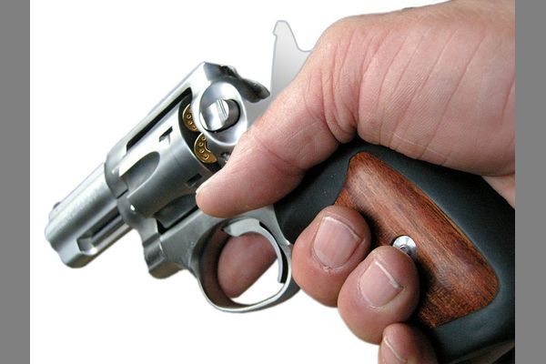 Старшеклассники в Пермском крае обвинили учителя в стрельбе по ним из пневматического оружия