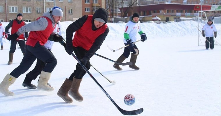 Кубок главы города по хоккею на валенках разыграли в Ижевске