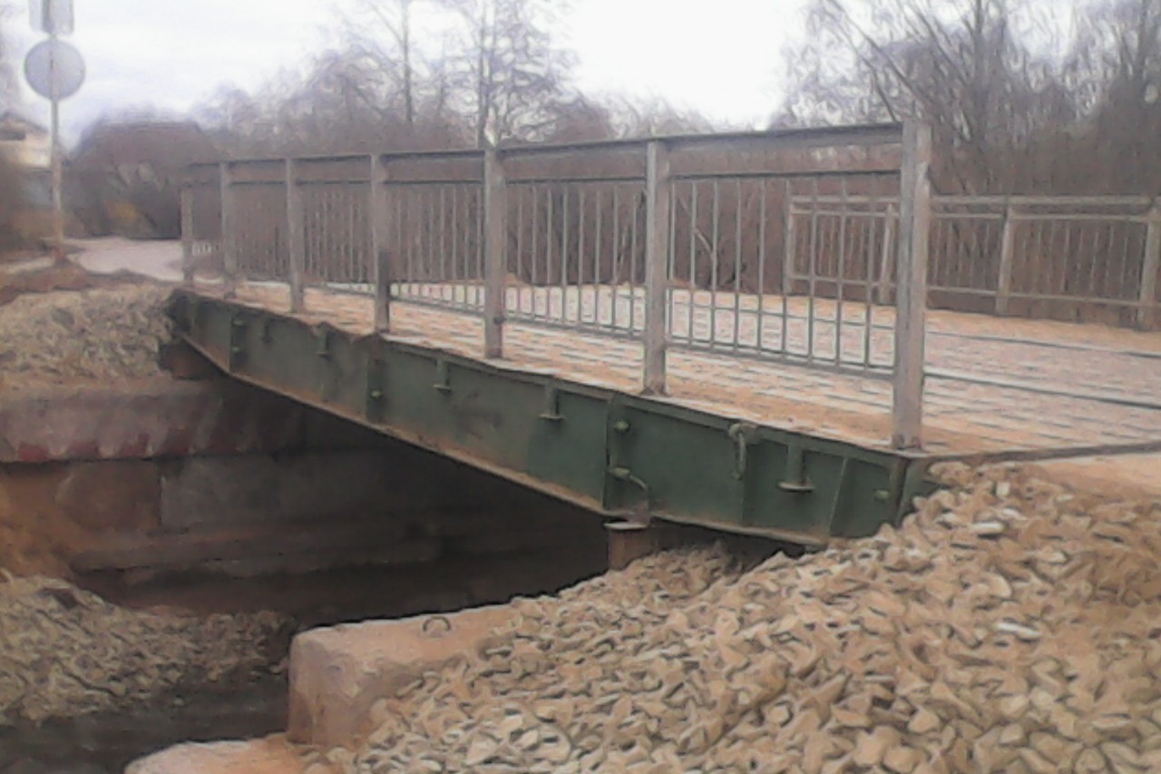 Разборный мост через реку Игерманку установили в Ижевске