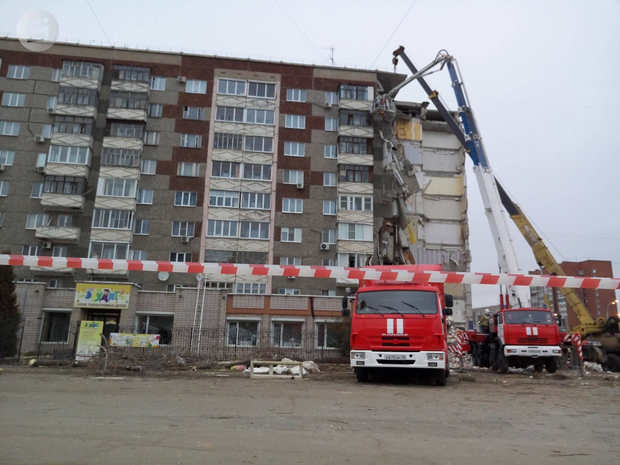 Ижевск свежие новости сейчас. Дом Ижевск. Удмуртия обрушился дом на Удмуртской. Ижевск многоэтажки. Ижевск взрыв газа перекресток Удмуртской и 10 лет октября.