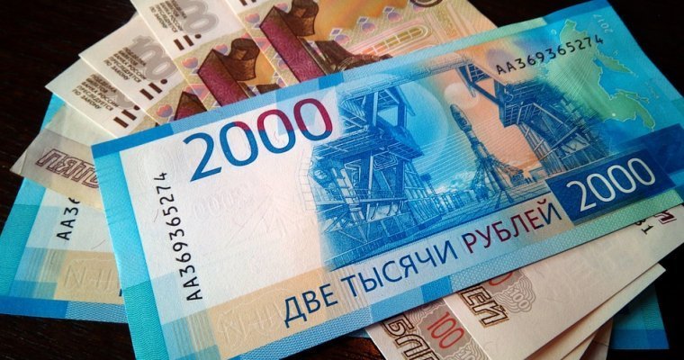 В России выявили резкий рост подделок банкнот в 2000 рублей