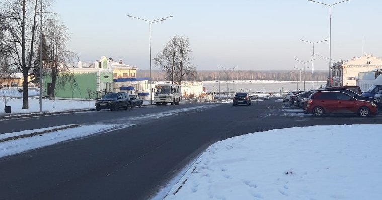 В Сарапуле на смену бумажным школьным проездным придут электронные