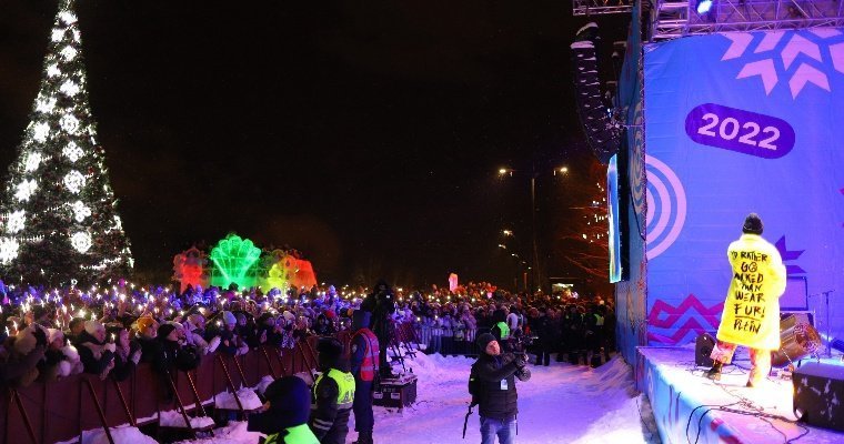 Концерт Клавы Коки на Центральной площади Ижевска собрал более 15 000 зрителей