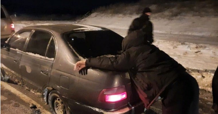 Двоих жителей Удмуртии задержали по подозрению в краже 1 200 литров нефти