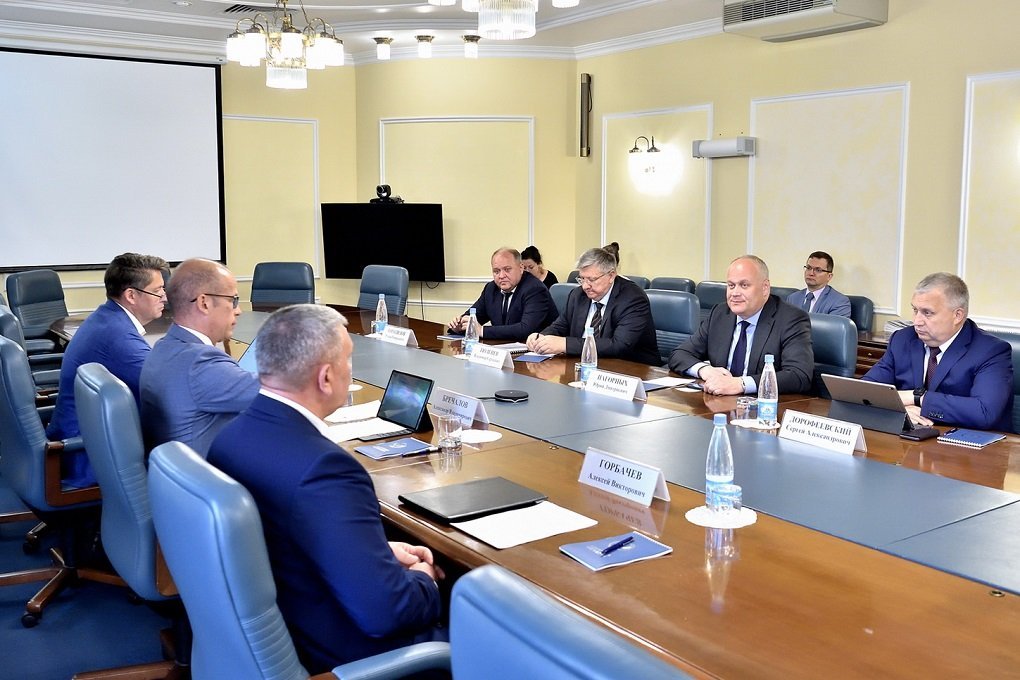 Глава Удмуртии: реконструкция привокзальной площади в Ижевске завершится в августе