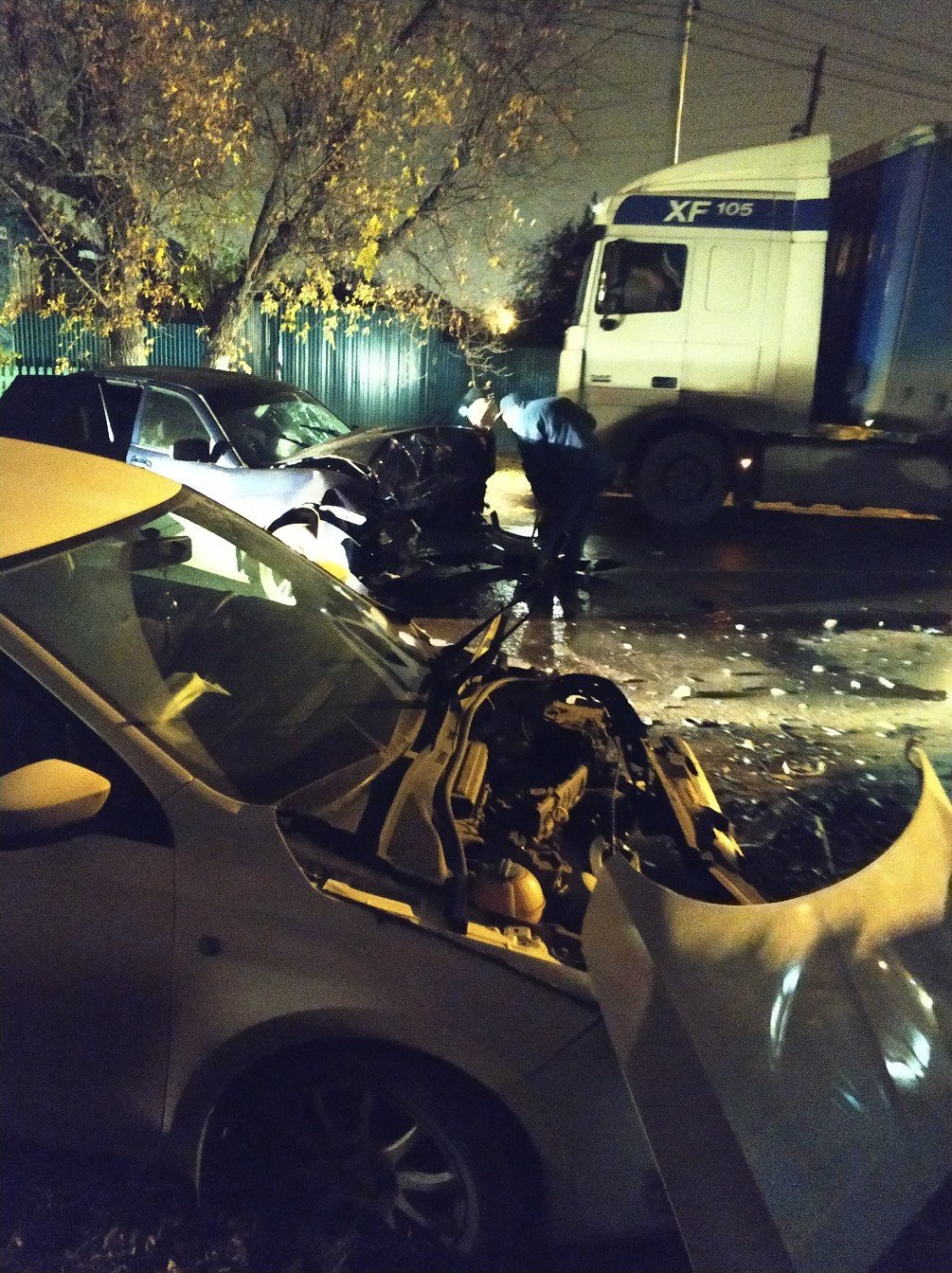 Авария в Ижевске, кроссовки с водой из Иордана и новый тест для водителей: что произошло минувшей ночью