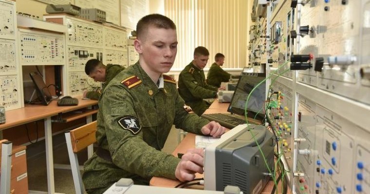 Школьники из Удмуртии смогут поступать в кадетский корпус в Пермском крае