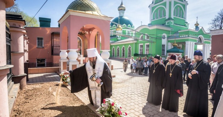 Останки некогда погребённых жителей Ижевска перезахоронили у Троицкого собора